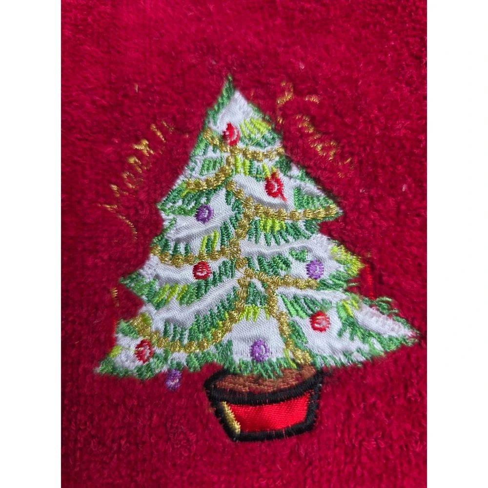 Vintage Christmas Hand Towels Set Santa Tree Embroidered Cotton Red Green